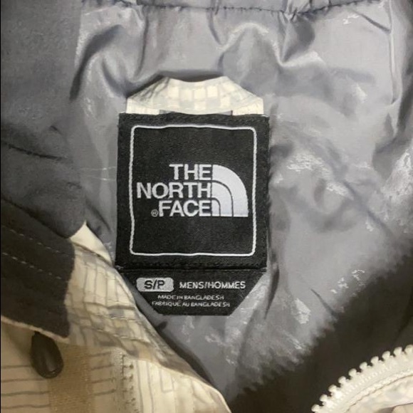The North Face Ski Jacket - Picture 6 of 9